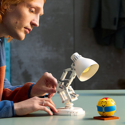 LEGO Disney Pixar Luxo Jr. 21357 Ideas