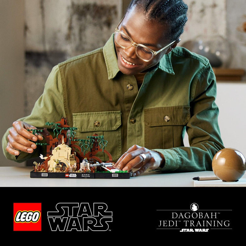 LEGO Jedi training op Dagobah diorama 75330 StarWars LEGO STARWARS @ 2TTOYS LEGO €. 99.99