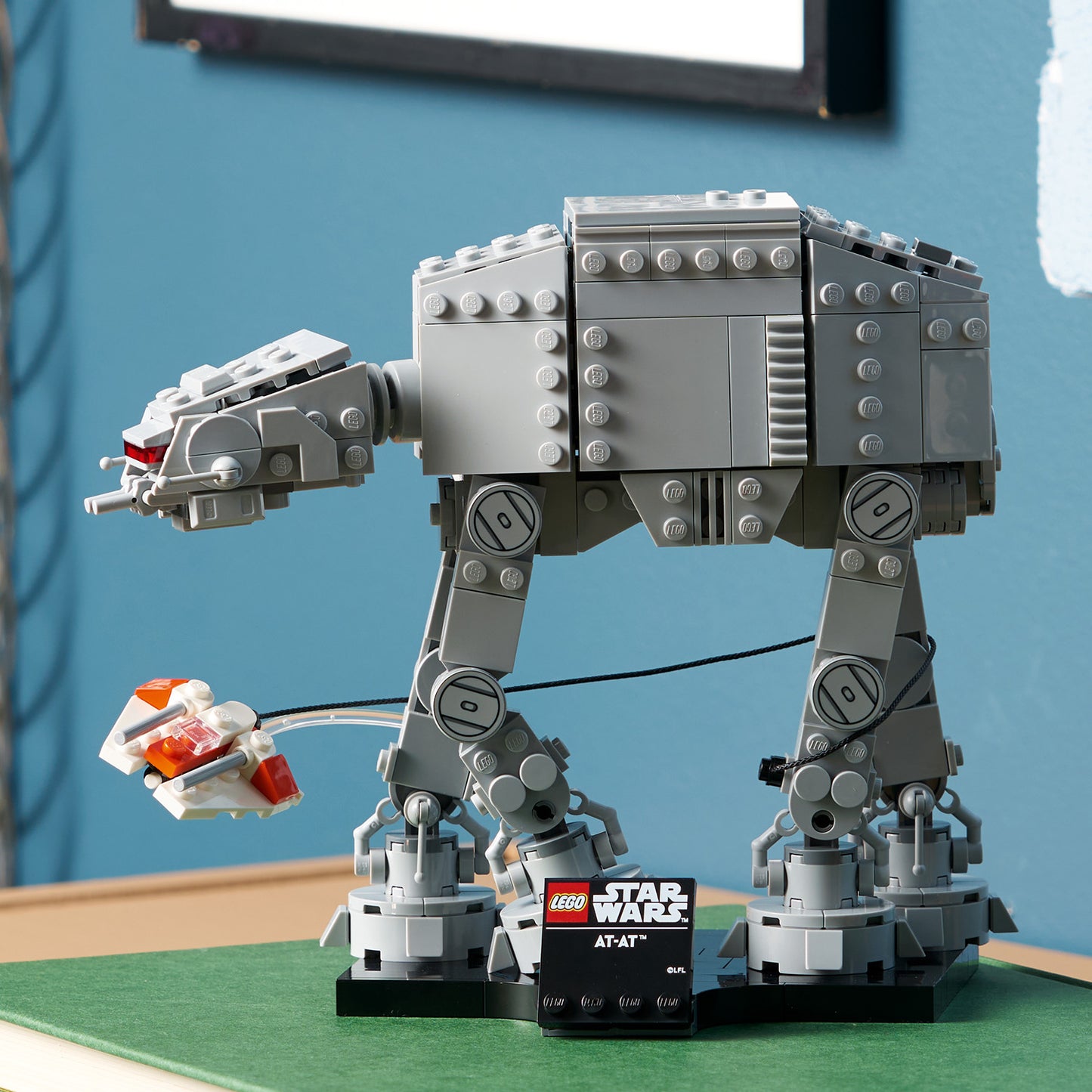 LEGO Star Wars AT-AT Walker Decoratie en Bouwpakket voor Volwassenen 75440