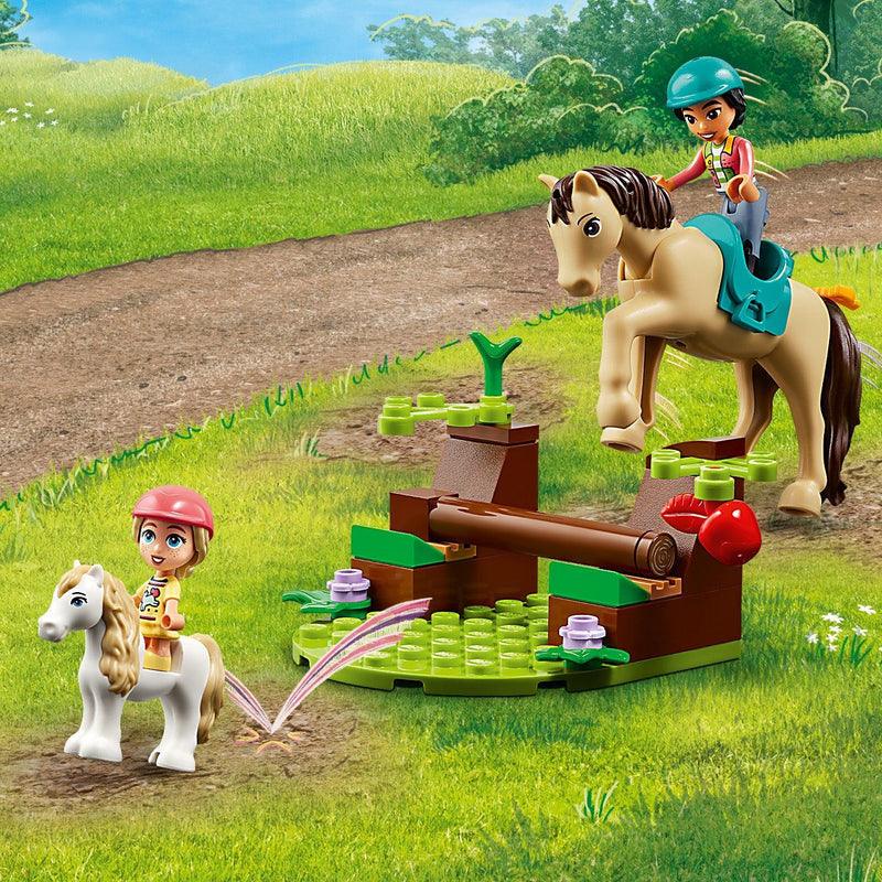 LEGO Paard en pony aanhangwagen 42634 Friends LEGO FRIENDS @ 2TTOYS LEGO €. 16.49