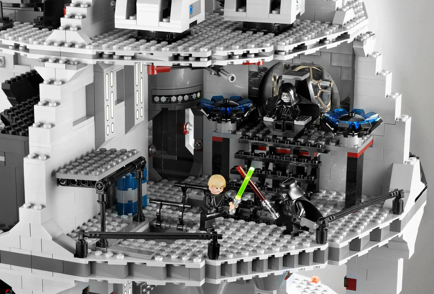 LEGO The DeathStar 2008 10188 Star Wars