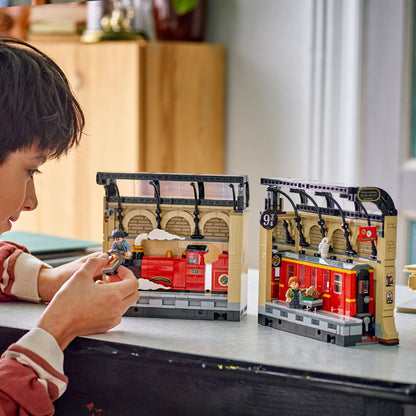 LEGO Zweinstein Express boekensteun 76450 Harry Potter