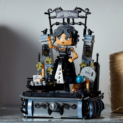 LEGO Wednesday Addams figuur 76780 Wedneday (pre-order: december)