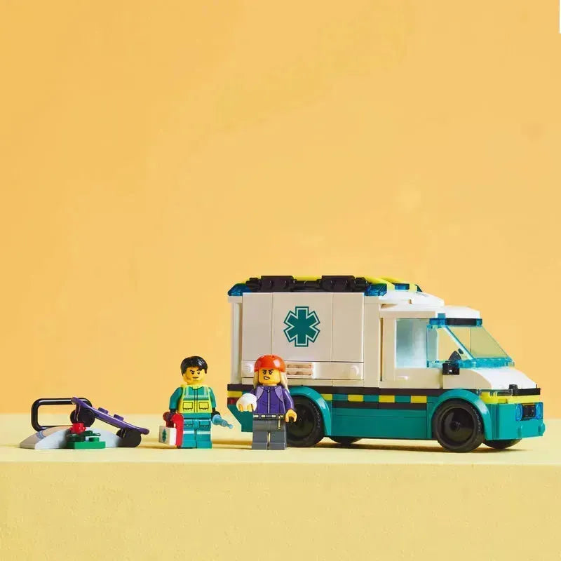 LEGO Ambulance met broeders 60451 City