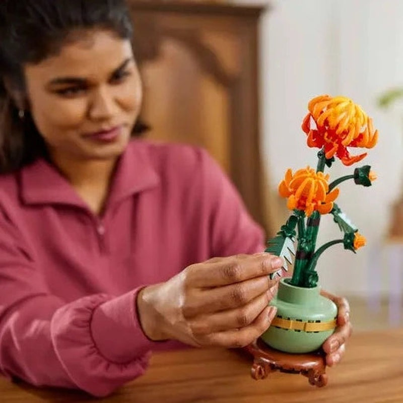 Bouw een prachtige LEGO® Chrysant (10368) met deze botanische set!