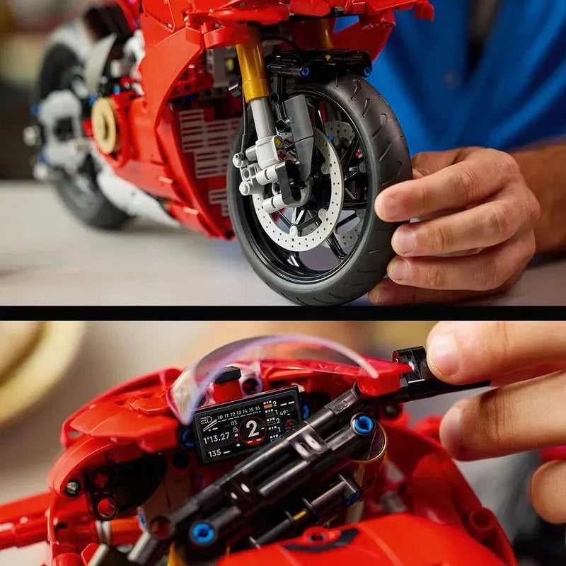 LEGO Ducati Motorcycle 42202 Technic (Pre-Order: January 2025)