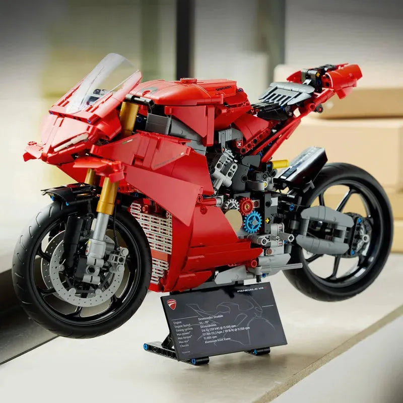 LEGO Ducati Motorcycle 42202 Technic (Pre-Order: January 2025)