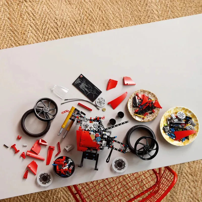 LEGO Ducati Motorcycle 42202 Technic (Pre-Order: January 2025)