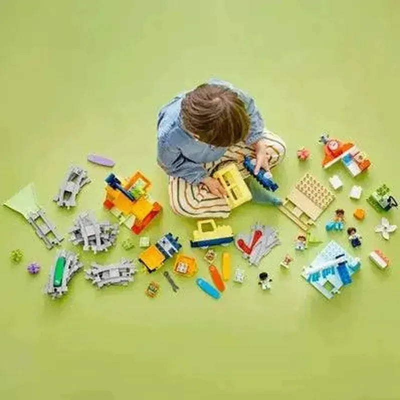 LEGO Big Interactive Community Train 10428 DUPLO LEGO DUPLO @ 2TTOYS | Official LEGO shop😊🥰 LEGO €. 118.99