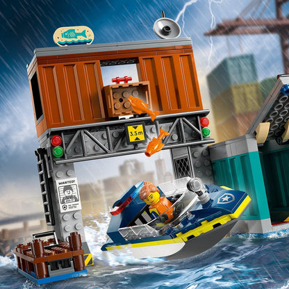 LEGO Politiespeedboot en boevenschuilplaats 60417 City LEGO CITY @ 2TTOYS LEGO €. 32.49