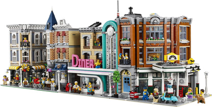 LEGO Corner Garage 10264 Creator Expert LEGO CREATOR EXPERT MODULAIR @ 2TTOYS LEGO €. 274.99