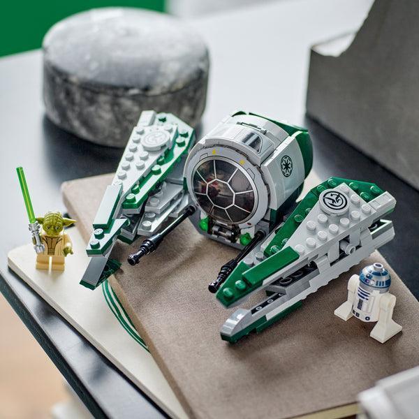 LEGO Yoda's Jedi Starfighter™ 75360 Star Wars LEGO STARWARS @ 2TTOYS | Official LEGO shop😊🥰 LEGO €. 29.48