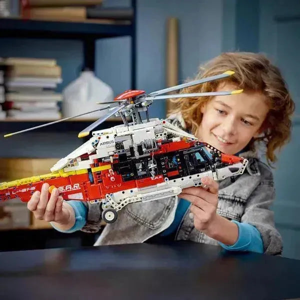 LEGO Airbus H175 Reddings Helicopter 42145 Technic (USED) LEGO TECHNIC @ 2TTOYS | Official LEGO shop😊🥰 LEGO €. 134.99