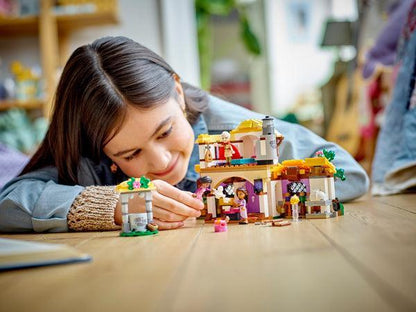 LEGO Asha's huisje 43231 Disney LEGO DISNEY @ 2TTOYS | Official LEGO shop😊🥰 LEGO €. 44.98