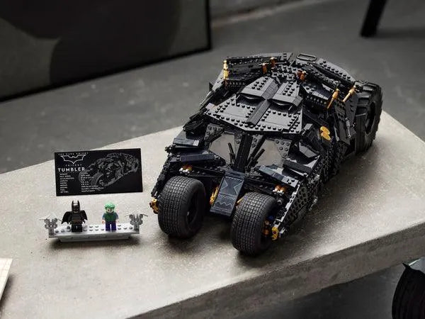 LEGO Batmobile Tumbler van Batman 76240 Batman (USED) LEGO BATMAN @ 2TTOYS | Official LEGO shop😊🥰 LEGO €. 199.99