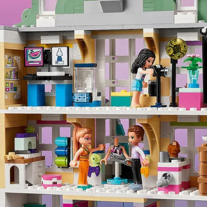 LEGO Emma's kunst school 41711 Friends LEGO FRIENDS @ 2TTOYS | Official LEGO shop😊🥰 LEGO €. 59.99