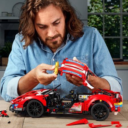 LEGO Ferrari 488 GTE Sportwagen 42125 Technic LEGO TECHNIC @ 2TTOYS | Official LEGO shop😊🥰 LEGO €. 229.99