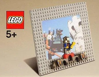 LEGO {Grijze fotolijst met koning} 4212662 Gear LEGO Gear @ 2TTOYS | Official LEGO shop😊🥰 LEGO €. 4.99