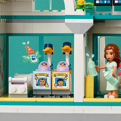 LEGO Heartlake City Ziekenhuis 42621 Friends LEGO FRIENDS @ 2TTOYS LEGO €. 84.49