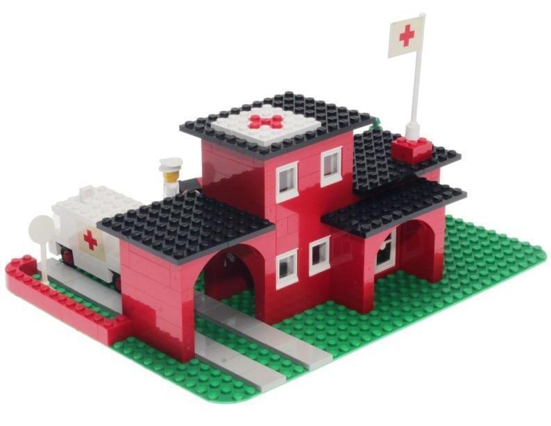 LEGO Hospital 555 LEGOLAND LEGO LEGOLAND @ 2TTOYS | Official LEGO shop😊🥰 LEGO €. 14.99