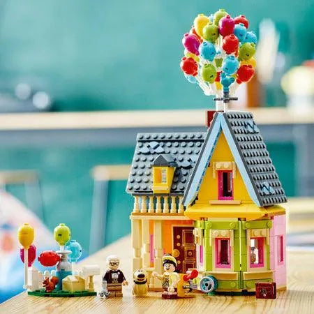 LEGO Huis uit de film 'Up' 43217 Disney LEGO DISNEY @ 2TTOYS | Official LEGO shop😊🥰 LEGO €. 46.99