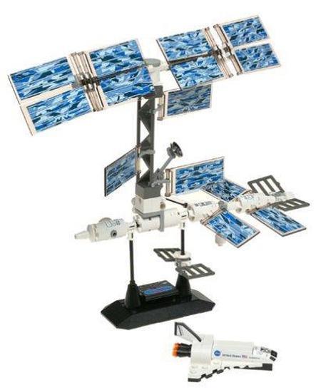 LEGO International Space Station 7476 Discovery LEGO DISCOVERY @ 2TTOYS LEGO €. 79.99