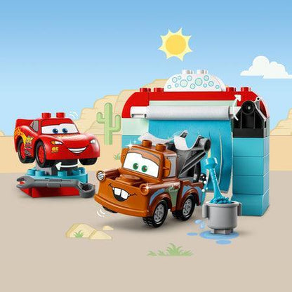 LEGO Lightning McQueen & Mater's wasstraatpret 10996 DUPLO @ 2TTOYS | Official LEGO shop😊🥰 LEGO €. 29.99