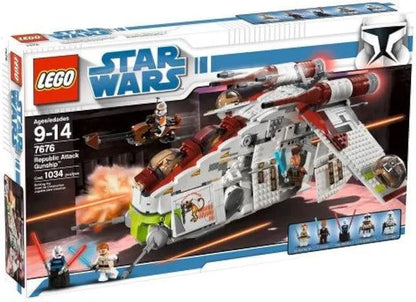 LEGO Republic Attack Gunship 7676 StarWars @ 2TTOYS | Official LEGO shop😊🥰 LEGO €. 483.99