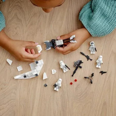 LEGO Snowtrooper Battle Pack / Pakket 75320 StarWars LEGO STARWARS @ 2TTOYS | Official LEGO shop😊🥰 LEGO €. 24.99