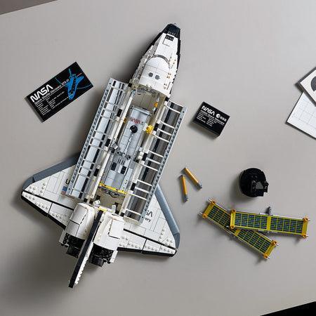 LEGO Space Shuttle Discovery 10283 Creator Expert LEGO CREATOR EXPERT @ 2TTOYS LEGO €. 199.99