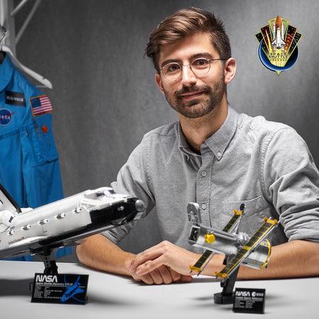 LEGO Space Shuttle Discovery 10283 Creator Expert LEGO CREATOR EXPERT @ 2TTOYS LEGO €. 199.99