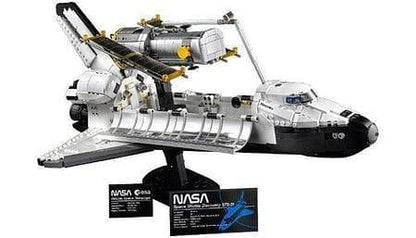 LEGO Space Shuttle Discovery 10283 Creator Expert LEGO CREATOR EXPERT @ 2TTOYS LEGO €. 199.99