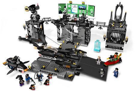 LEGO The Batcave: The Penguin and Mr. Freeze's Invasion 7783 Batman LEGO The Batcave: The Penguin and Mr. Freeze's Invasion 7783 Batman 7783 @ 2TTOYS | Official LEGO shop😊🥰 LEGO €. 89.99