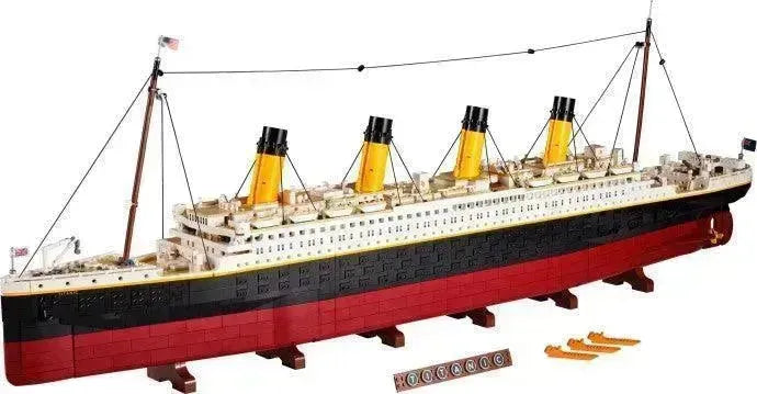 LEGO Titanic 10294 Creator Expert LEGO CREATOR EXPERT @ 2TTOYS LEGO €. 699.99