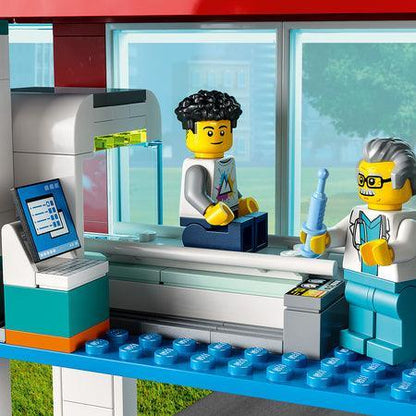 LEGO Ziekenhuis 60330 City LEGO CITY VILLE @ 2TTOYS | Official LEGO shop😊🥰 LEGO €. 94.98